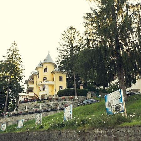 Vila Rica Hotel Slanic Moldova Exterior photo
