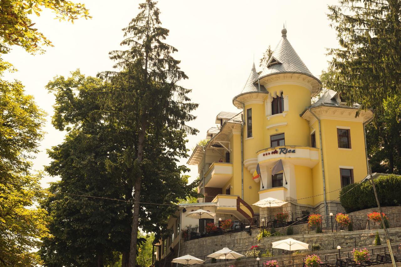 Vila Rica Hotel Slanic Moldova Exterior photo